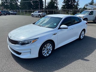 2016 Kia Optima LX 5XXGT4L3XGG081715 2016 Kia Optima LX