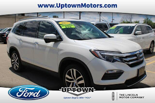 2017 Honda Pilot Touring 5FNYF6H98HB043778 2017 Honda Pilot Touring