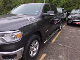 2019 Ram Pickup 1500 1C6RREFTXKN828873 2019 Ram Pickup 1500