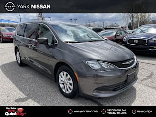 2017 Chrysler Pacifica Touring 2C4RC1DG3HR588327 2017 Chrysler Pacifica Touring