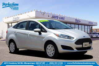 2017 Ford Fiesta S 3FADP4AJ4HM137341 2017 Ford Fiesta S