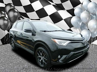 2017 Toyota RAV4 SE 2T3JFREV2HW661760 2017 Toyota RAV4 SE