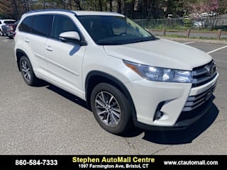 2018 Toyota Highlander XLE 5TDJZRFH4JS523029 2018 Toyota Highlander XLE