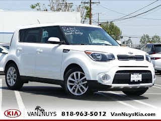 2018 Kia Soul + KNDJP3A54J7900629 2018 Kia Soul +