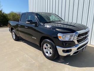 2019 Ram Pickup 1500 1C6RREBT2KN871884 2019 Ram Pickup 1500