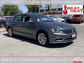 2018 Volkswagen Passat 2.0T SE 1VWBA7A33JC011966 2018 Volkswagen Passat 2.0T SE