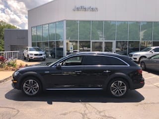 2018 Audi A4 allroad 2.0T quattro Premium WA17NAF44JA192979 2018 Audi A4 allroad 2.0T quattro Premium
