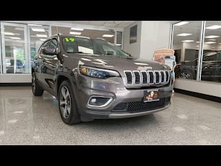 2019 Jeep Cherokee Limited 1C4PJLDBXKD170242 2019 Jeep Cherokee Limited