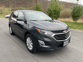 2018 Chevrolet Equinox LT 2GNAXSEV6J6230271 2018 Chevrolet Equinox LT