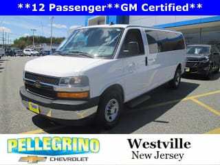2019 Chevrolet Express Passenger LT 3500 1GAZGPFG3K1211912 2019 Chevrolet Express Passenger LT 3500