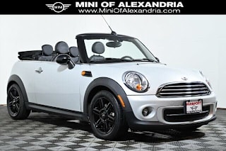 2015 MINI Convertible Cooper WMWZN3C53FT266988 2015 MINI Convertible Cooper