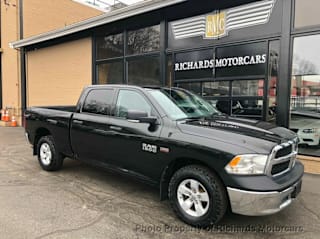 2018 Ram Pickup 1500 1C6RR7ST5JS190632 2018 Ram Pickup 1500
