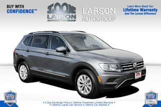 2018 Volkswagen Tiguan 2.0T SE 4Motion 3VV2B7AX1JM081047 2018 Volkswagen Tiguan 2.0T SE 4Motion