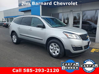 2016 Chevrolet Traverse LS 1GNKRFED0GJ323120 2016 Chevrolet Traverse LS