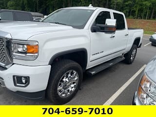 2016 GMC Sierra 2500HD Denali 1GT12UE84GF208345 2016 GMC Sierra 2500HD Denali