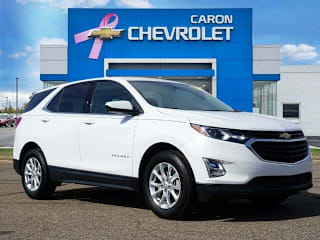2019 Chevrolet Equinox LT 2GNAXKEV0K6173034 2019 Chevrolet Equinox LT