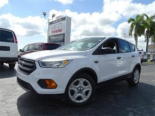 2017 Ford Escape 1FMCU0F73HUA19650 2017 Ford Escape