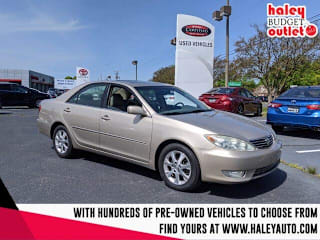 2005 Toyota Camry XLE V6 4T1BF30K35U607404 2005 Toyota Camry XLE V6