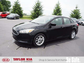2018 Ford Focus SE 1FADP3F22JL276421 2018 Ford Focus SE