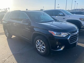 2018 Chevrolet Traverse LT Cloth 1GNERGKW1JJ230624 2018 Chevrolet Traverse LT Cloth