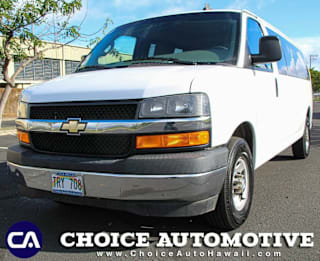 2017 Chevrolet Express Passenger 1GAZGPFG4H1242529 2017 Chevrolet Express Passenger