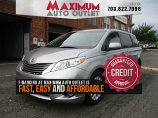 2014 Toyota Sienna XLE 8-Passenger 5TDYK3DC9ES457199 2014 Toyota Sienna XLE 8-Passenger