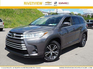 2018 Toyota Highlander LE 5TDBZRFH2JS870394 2018 Toyota Highlander LE