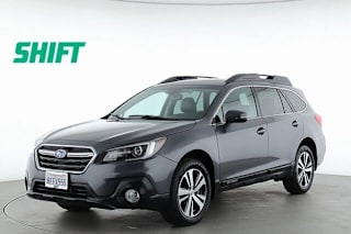 2018 Subaru Outback 3.6R Limited 4S4BSENC3J3368025 2018 Subaru Outback 3.6R Limited