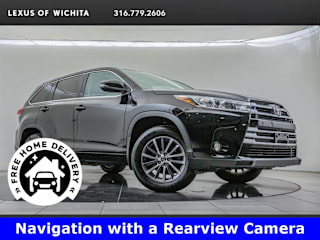 2018 Toyota Highlander XLE 5TDJZRFH7JS826077 2018 Toyota Highlander XLE