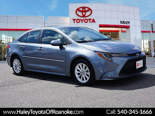 2020 Toyota Corolla LE 5YFHPRAE7LP108817 2020 Toyota Corolla LE
