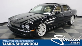 2007 Jaguar XJ XJR SAJWA73C07TH13032 2007 Jaguar XJ XJR