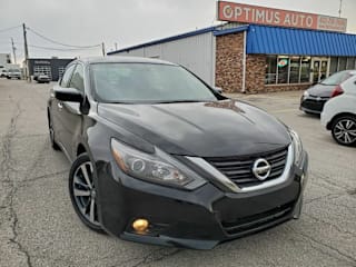 2017 Nissan Altima 2.5 1N4AL3APXHC121806 2017 Nissan Altima 2.5
