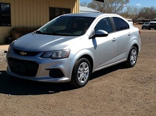 2017 Chevrolet Sonic LS Auto 1G1JB5SH8H4140597 2017 Chevrolet Sonic LS Auto