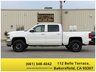 2018 Chevrolet Silverado 1500 3GCUKREC2JG143953 2018 Chevrolet Silverado 1500