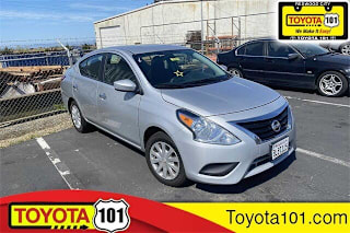 2017 Nissan Versa 1.6 SV 3N1CN7AP1HK431778 2017 Nissan Versa 1.6 SV