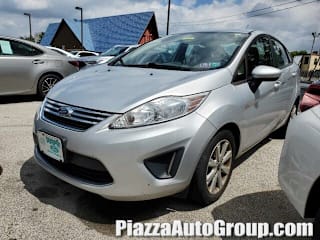 2011 Ford Fiesta SE 3FADP4BJ9BM195855 2011 Ford Fiesta SE