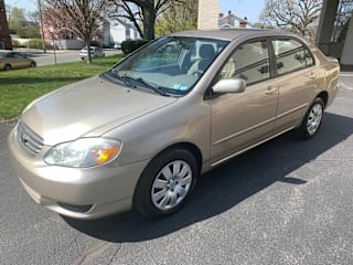 2004 Toyota Corolla LE 2T1BR32E54C282530 2004 Toyota Corolla LE