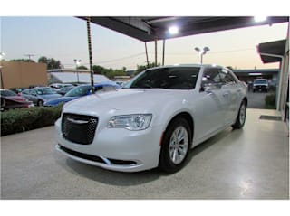 2015 Chrysler 300 Limited 2C3CCAAG7FH931304 2015 Chrysler 300 Limited