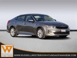2018 Kia Optima 5XXGT4L32JG261889 2018 Kia Optima