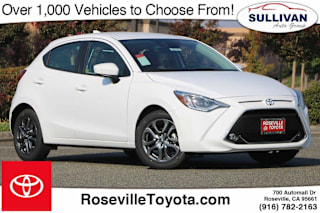 2020 Toyota Yaris XLE 3MYDLBJV2LY702489 2020 Toyota Yaris XLE