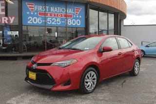 2017 Toyota Corolla 5YFBURHE8HP713831 2017 Toyota Corolla