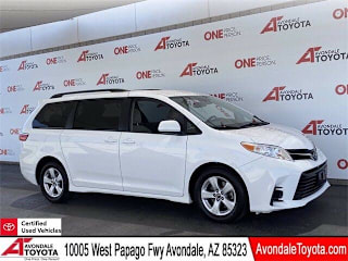 2018 Toyota Sienna LE 8-Passenger 5TDKZ3DC9JS907946 2018 Toyota Sienna LE 8-Passenger