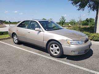 1999 Lexus ES 300 JT8BF28G0X0215438 1999 Lexus ES 300