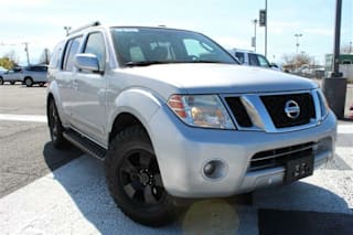 2010 Nissan Pathfinder SE 5N1AR1NB4AC622817 2010 Nissan Pathfinder SE