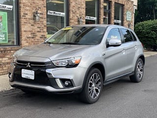 2018 Mitsubishi Outlander Sport 2.4 SE JA4AR3AW3JU001498 2018 Mitsubishi Outlander Sport 2.4 SE