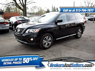 2020 Nissan Pathfinder SV 5N1DR2BM9LC587896 2020 Nissan Pathfinder SV