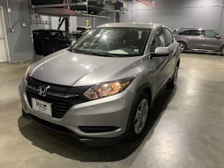 2018 Honda HR-V LX 3CZRU6H39JG718411 2018 Honda HR-V LX