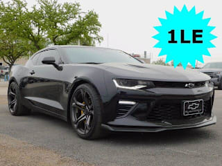 2017 Chevrolet Camaro 1G1FE1R70H0182417 2017 Chevrolet Camaro