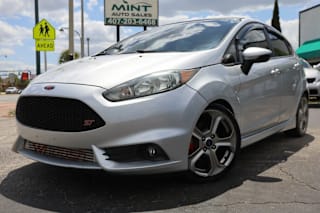 2015 Ford Fiesta 3FADP4GX1FM195528 2015 Ford Fiesta