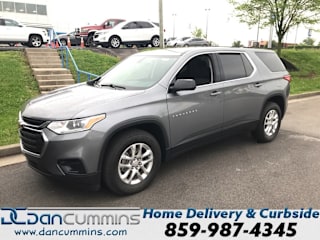 2019 Chevrolet Traverse LS 1GNERFKW7KJ269570 2019 Chevrolet Traverse LS